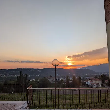Chiara 2 Terrace With A View Appartement Villa d'Adda